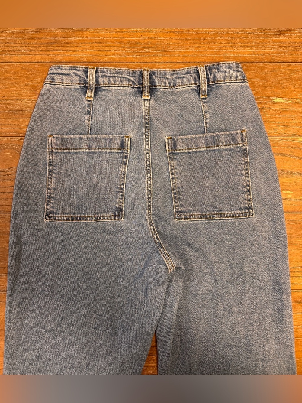 High-Rise Light Wash Wide-Leg Jeans #135 - Picture 5 of 6